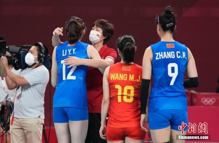 中国队这些瞬间让人泪目……