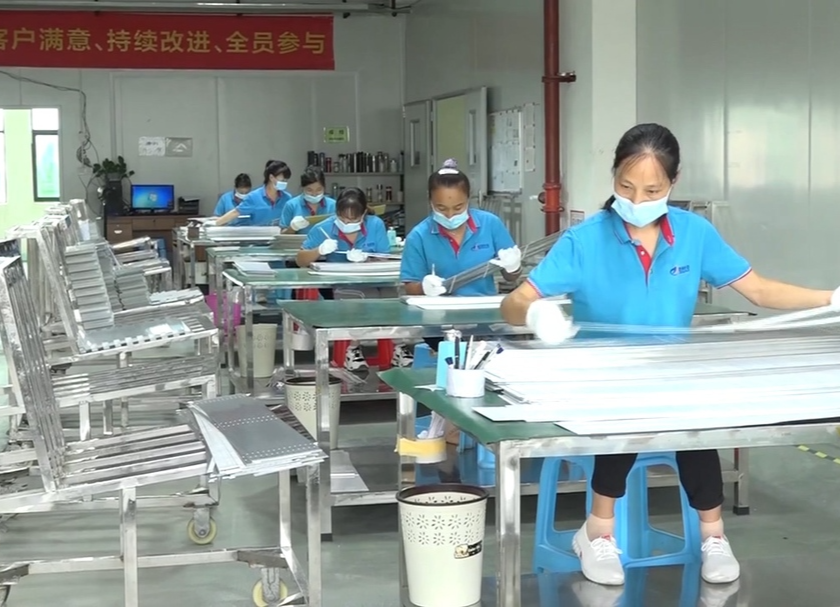 【我为群众办实事】县经济开发区：疫情防控不松懈 经济建设不停歇