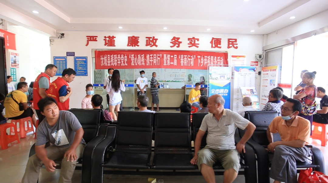 下乡评残解难题  服务群众零距离