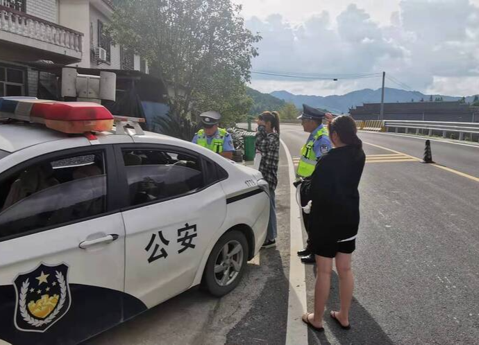 热水镇常抓不懈  打好交通顽瘴痼疾整治战