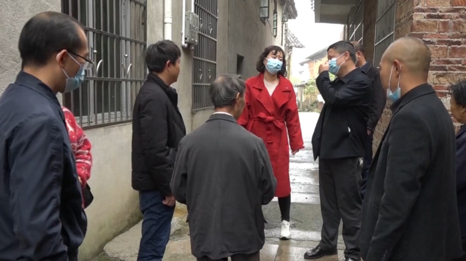 市残联来汝走访抽查困难残疾人家庭无障碍改造项目