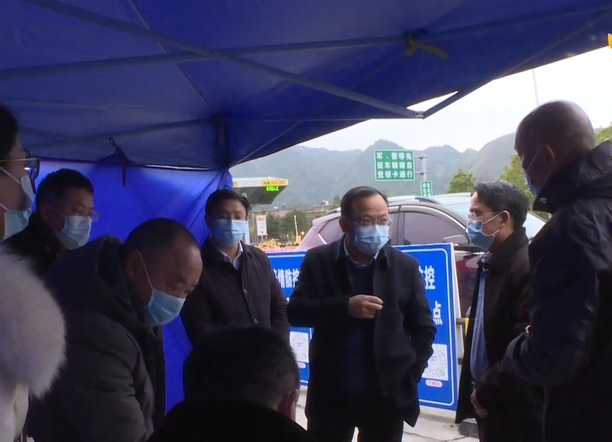 【众志成城 抗击疫情】侯峥辉检查指导疫情防控工作