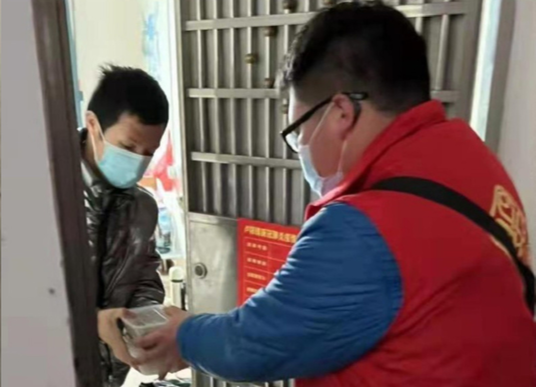 卢阳镇：隔离不隔情，贴心服务暖民心