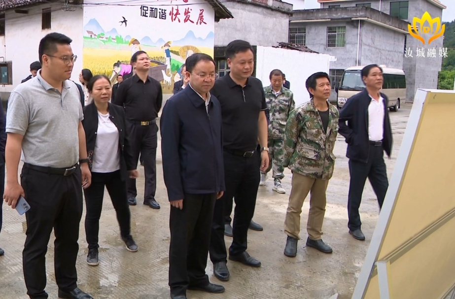 【解放思想拼命干 干出汝城“十大变化”】黄四平到延寿瑶族乡督导地质灾害防治工作、调研乡村振兴工作