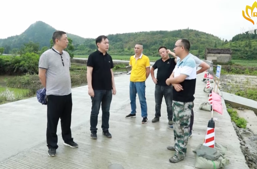 【干群携手 重建家园】县交通运输系统全力抗灾保畅通