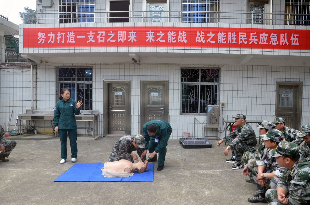 汝城县人民医院急救培训进民兵训练基地