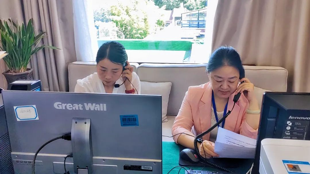 省第三生态环境保护督察组组长张兰担任“接线员”