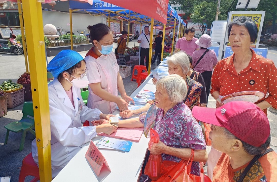 汝城县开展异地就医直接结算政策宣传