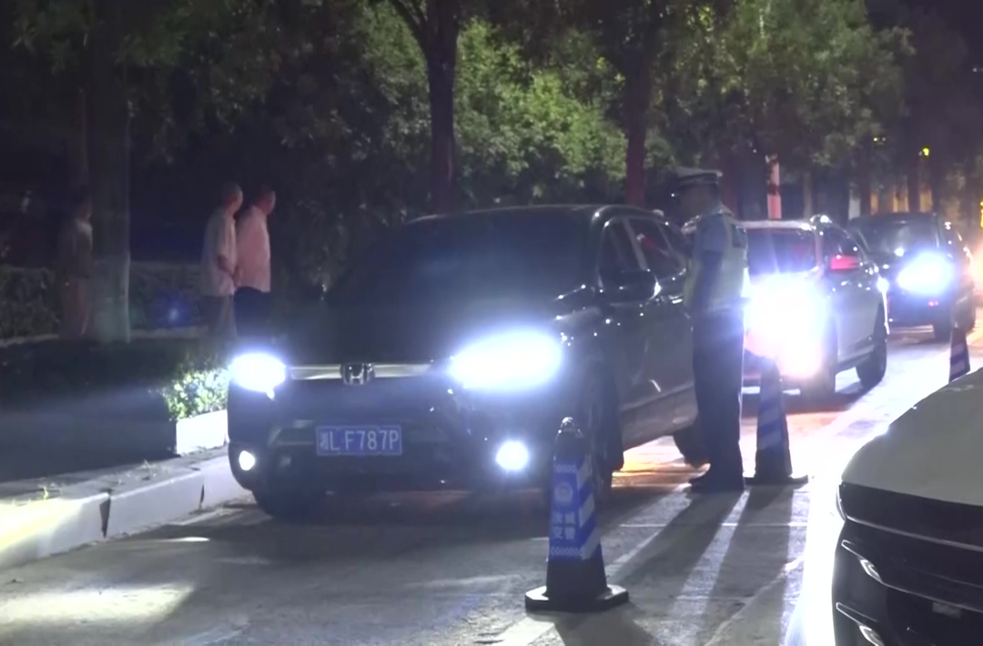 交通顽瘴痼疾整治｜汝城交警夜查行动   查处11名“酒司机”