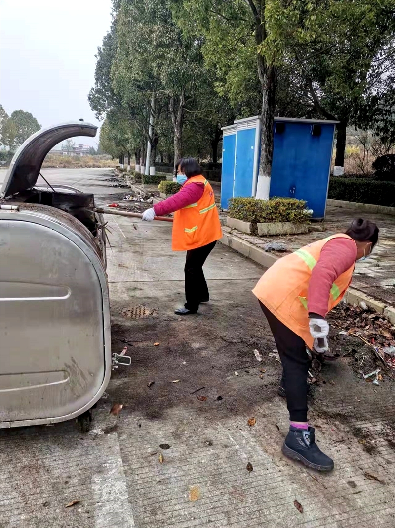 辞旧迎新 洁净过大年：汝城县400余名环卫工人在行动