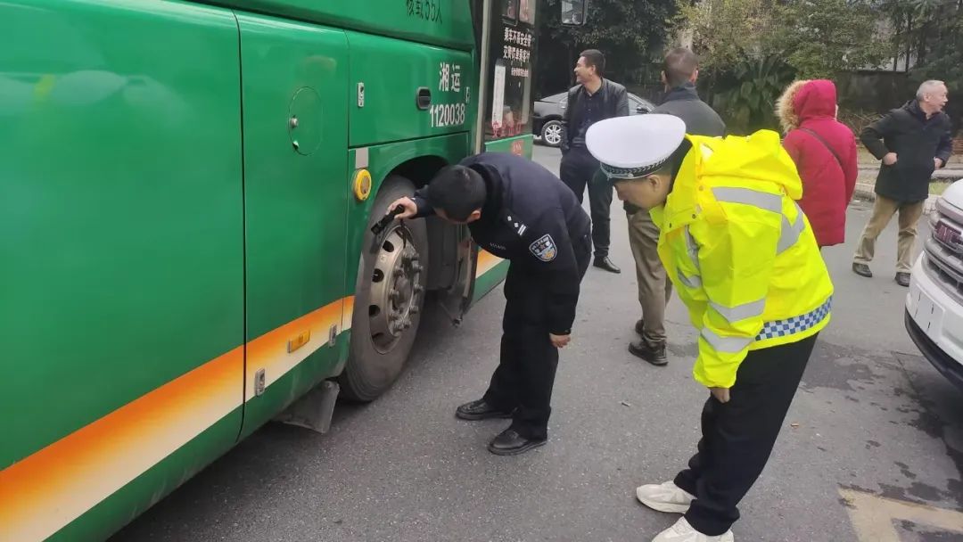 汝城：防范化解交通隐患 护航群众路畅人安