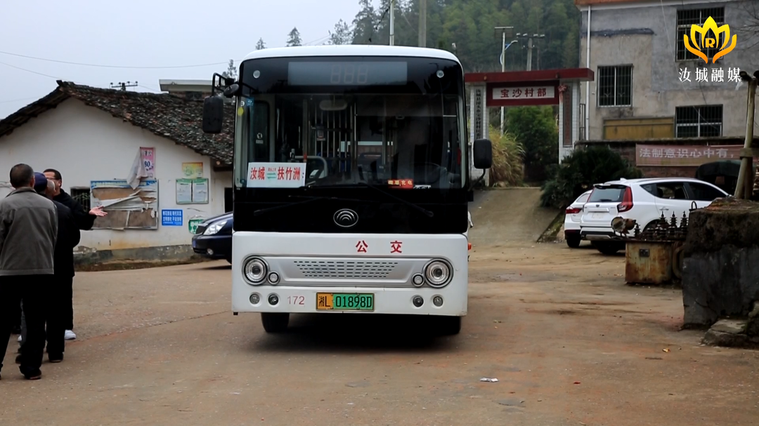 打通“最后五公里”   延长群众“幸福路”