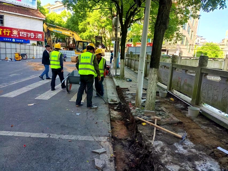 县东西正街排涝箱涵工程正式动工建设
