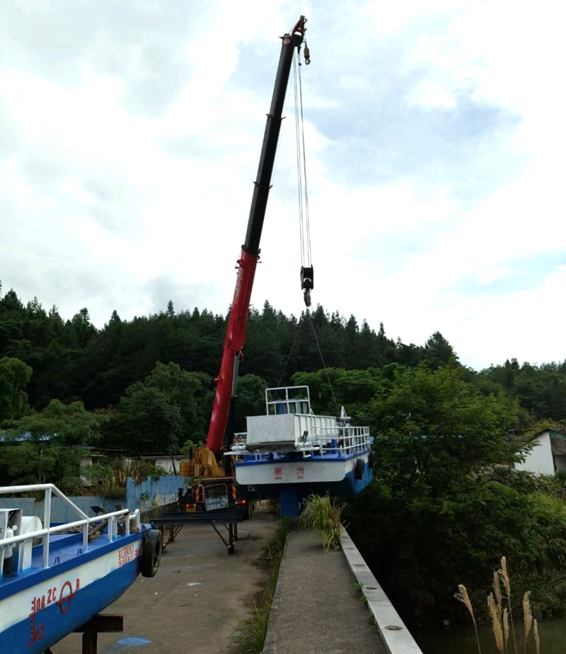 卢阳镇：“水上管家”守碧水护安全