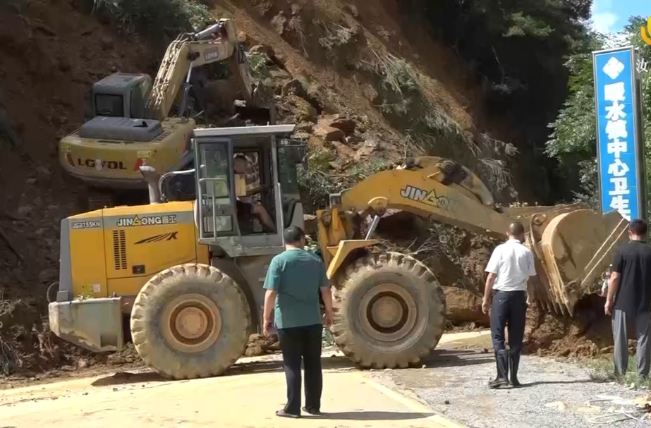 【众志成城 防汛抗洪】县交通部门全力以“复”开展灾后重建保畅通