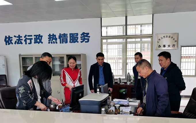 县自然资源局：推进作风建设常态化、制度化