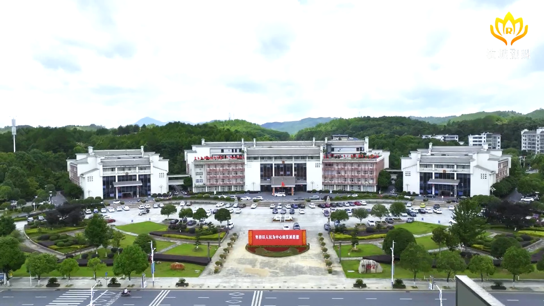 【以学赋能做强“三大引擎”】县发展和改革局：以重大项目建设为高质量发展注入澎湃动能