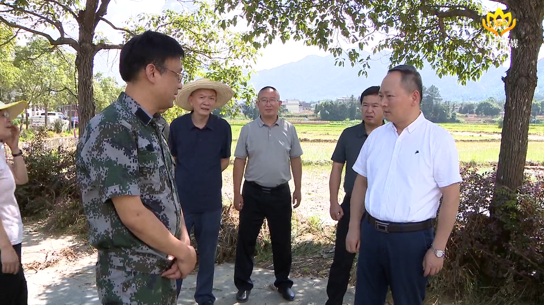 众志成城 防汛抗洪︱马文才到暖水镇调度防汛抗灾工作