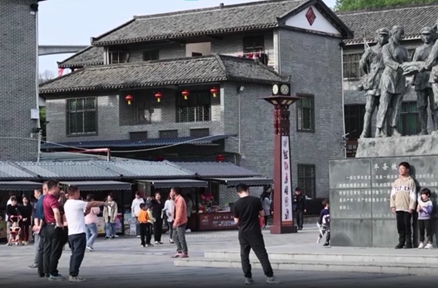 汝城“五一”红色旅游热潮涌动