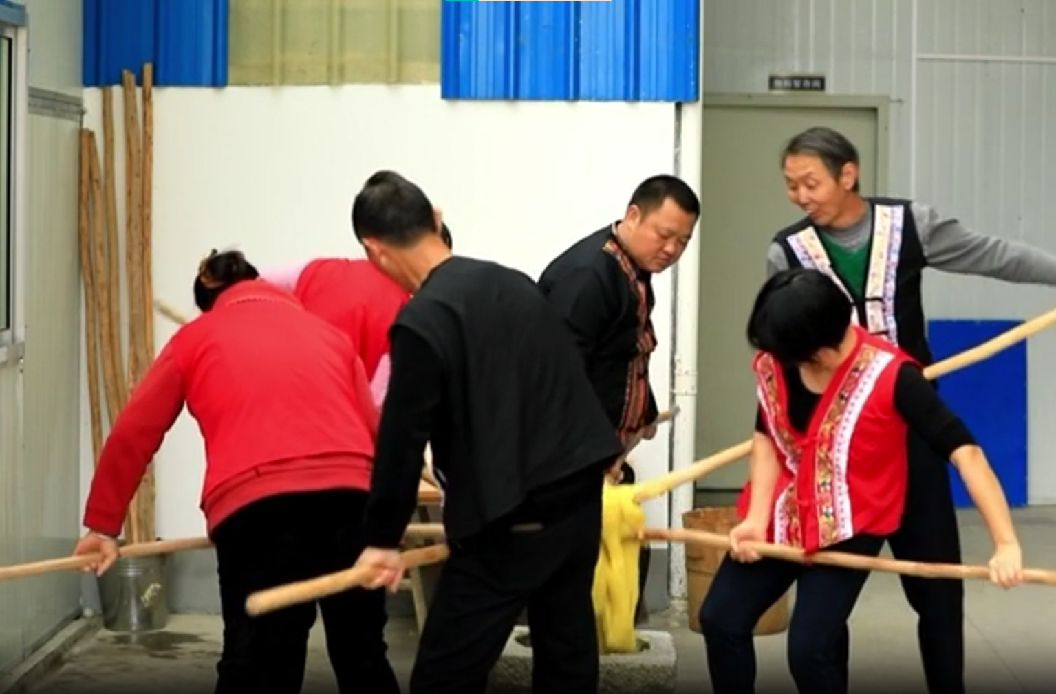 【汝城工匠·匠心闪耀】陈阳华：匠心守“艺” 非遗留“香”