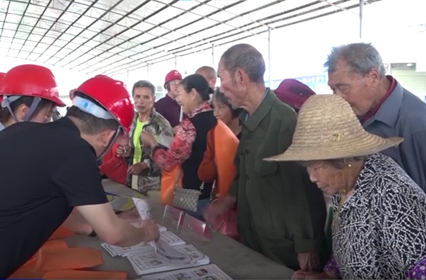 郴电国际汝城分公司开展“安全生产月”宣传活动