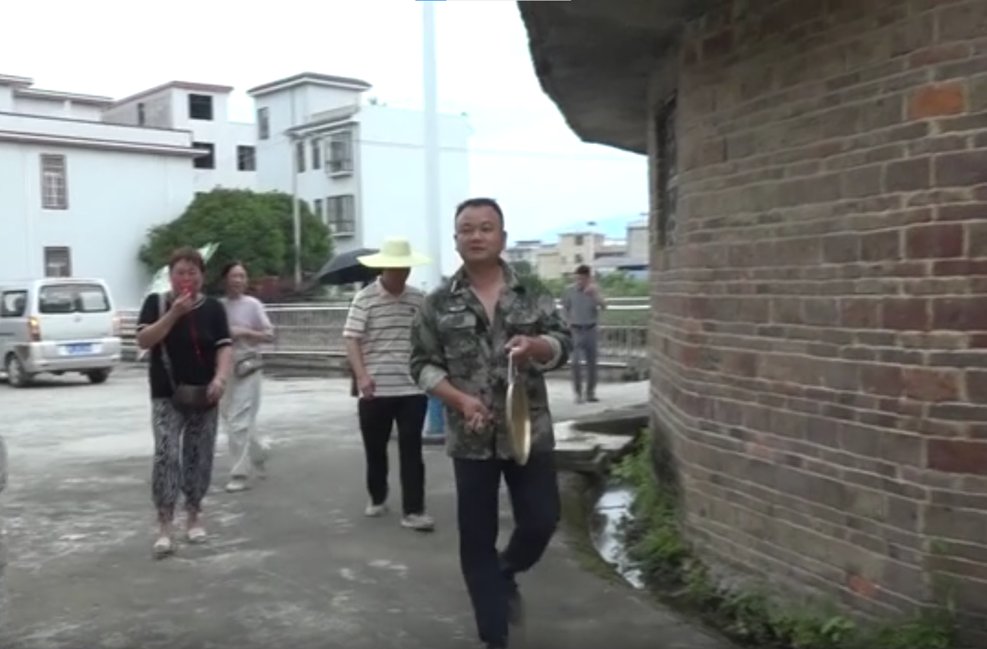土桥镇全力迎战台风“丹娜丝” 提前避险转移保障群众安全