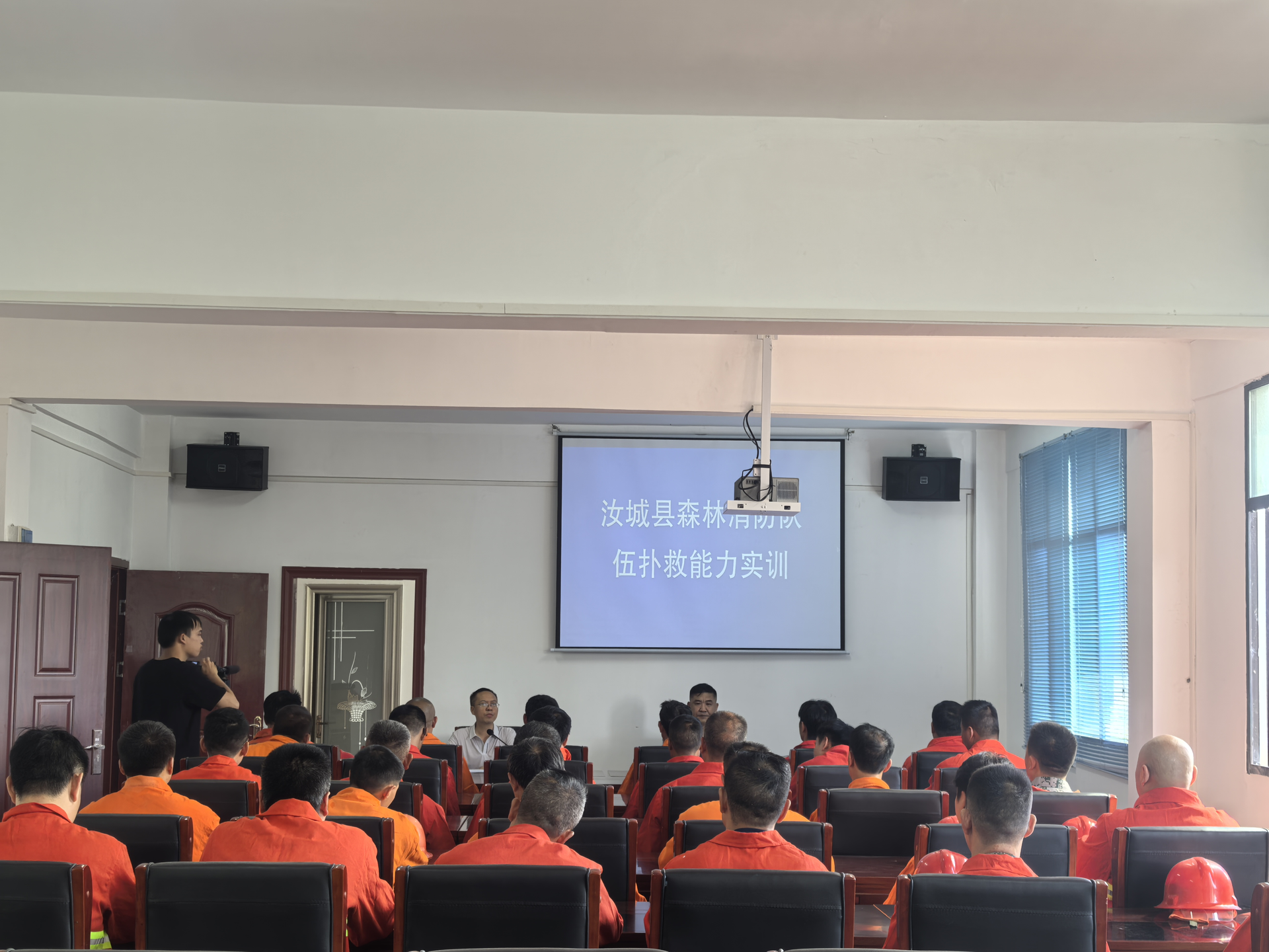 砺剑青山锻精兵 实战实训筑防线