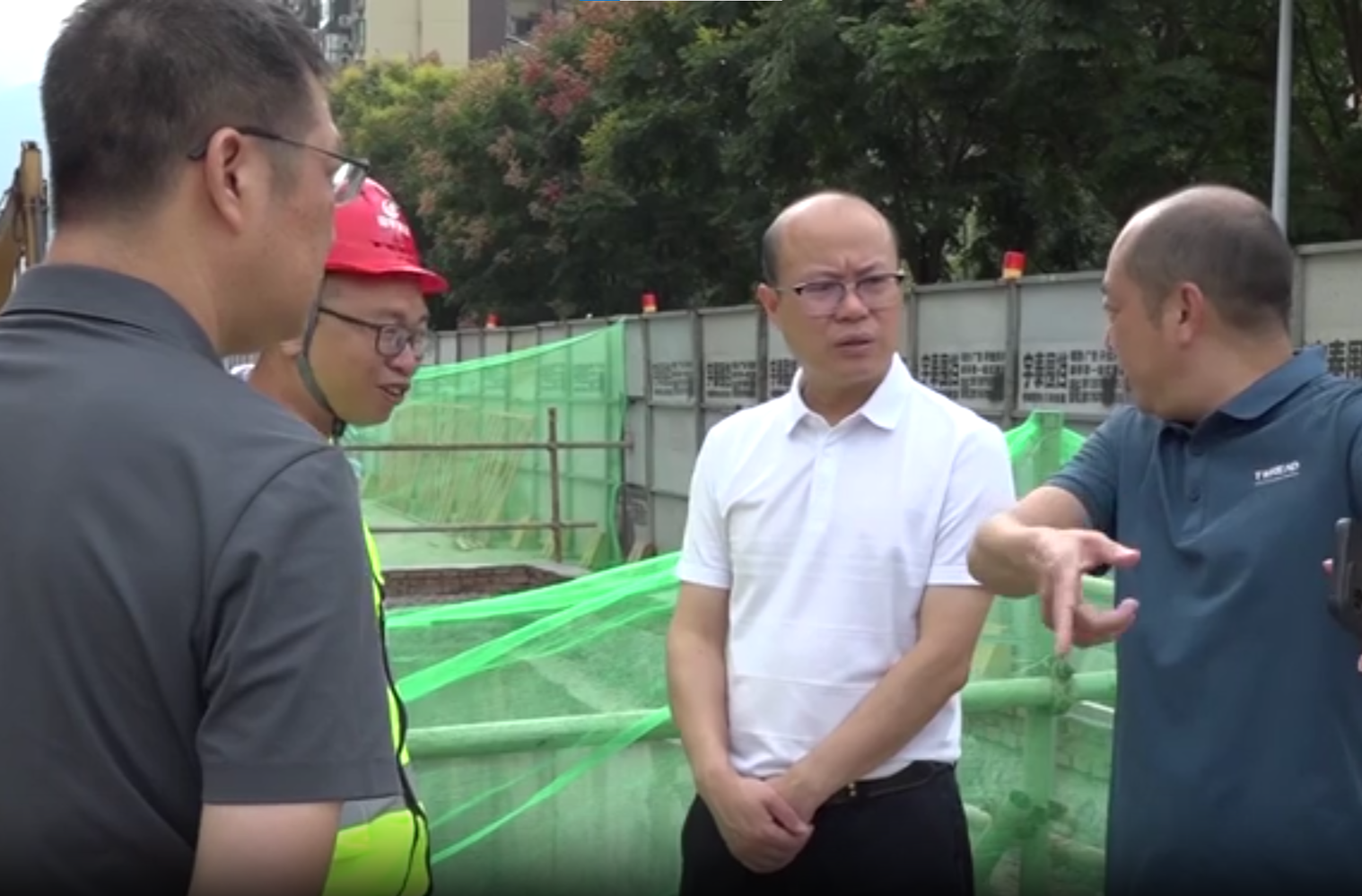 推进城市管理提质增效 打造宜居韧性智慧城市