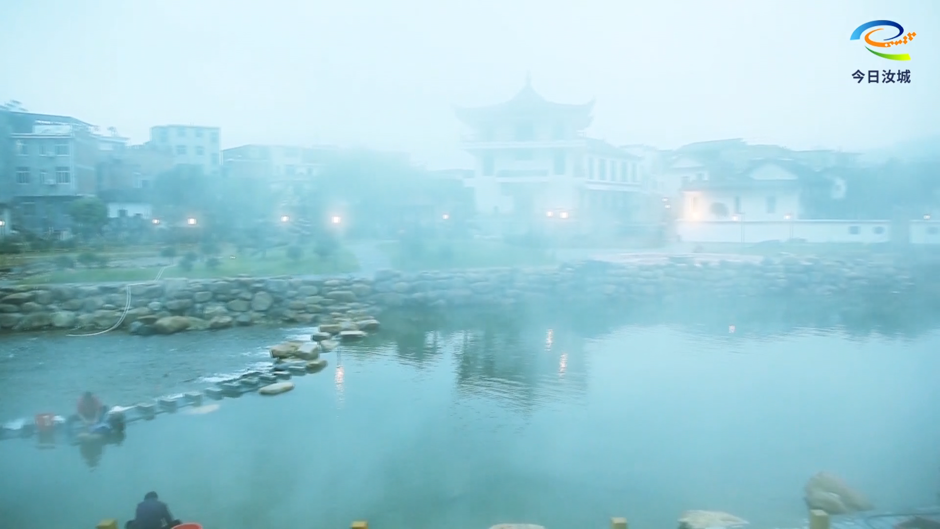 我县温泉消费热潮持续升温