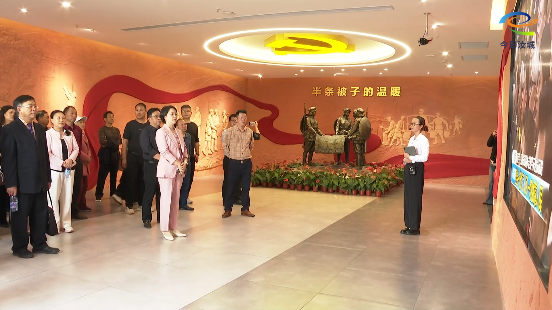 县委统战部开展读书分享暨红色教育活动