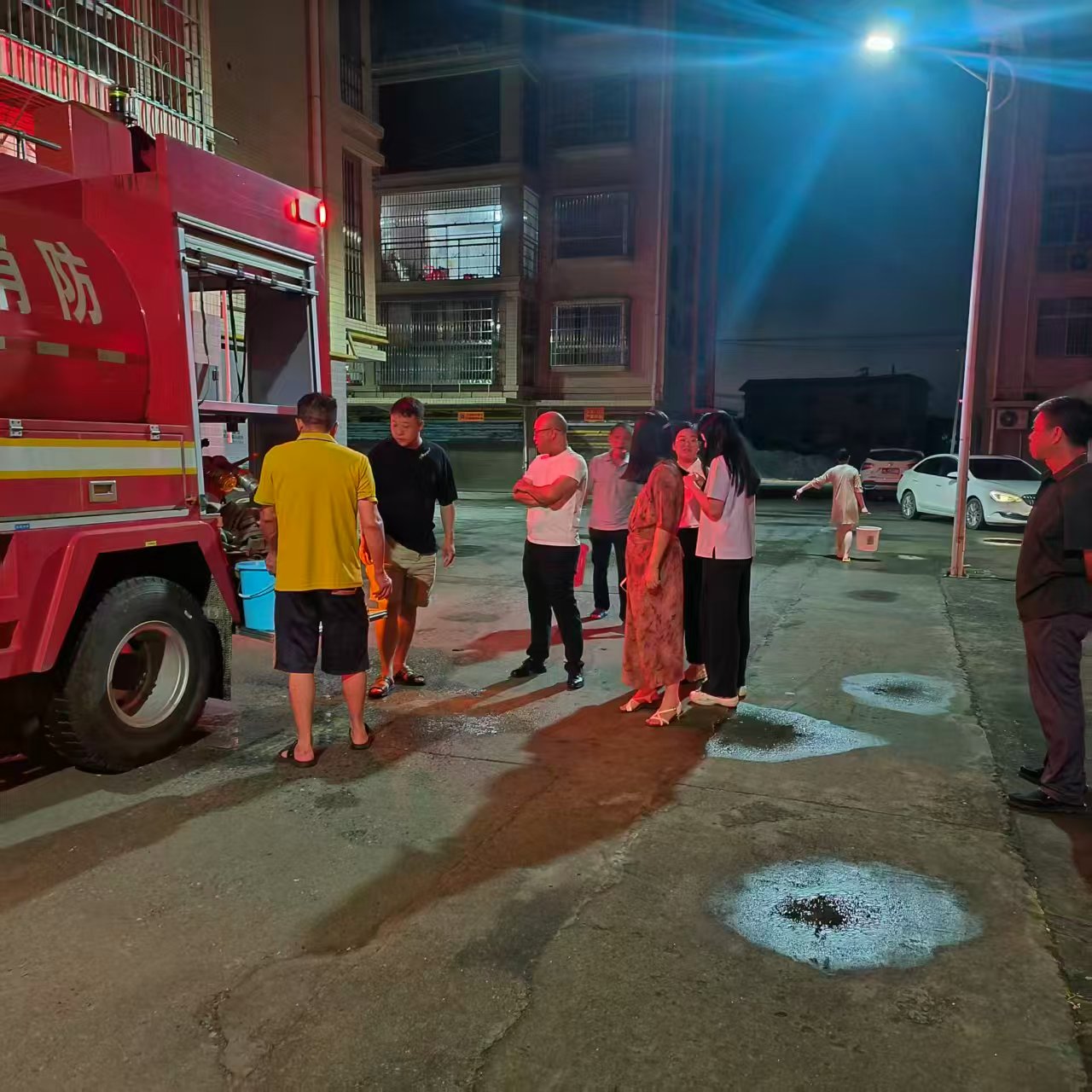 泉水镇：暖心供水解民忧 连夜抢修润民心