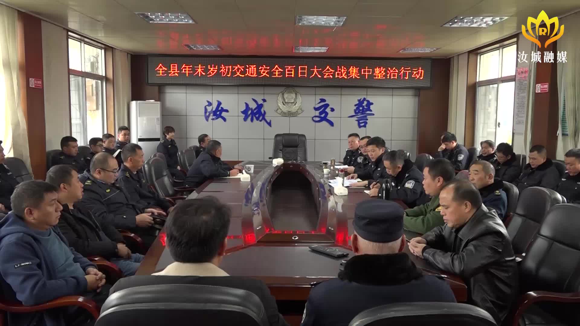 我县持续开展岁末年初道路交通安全“百日大会战”