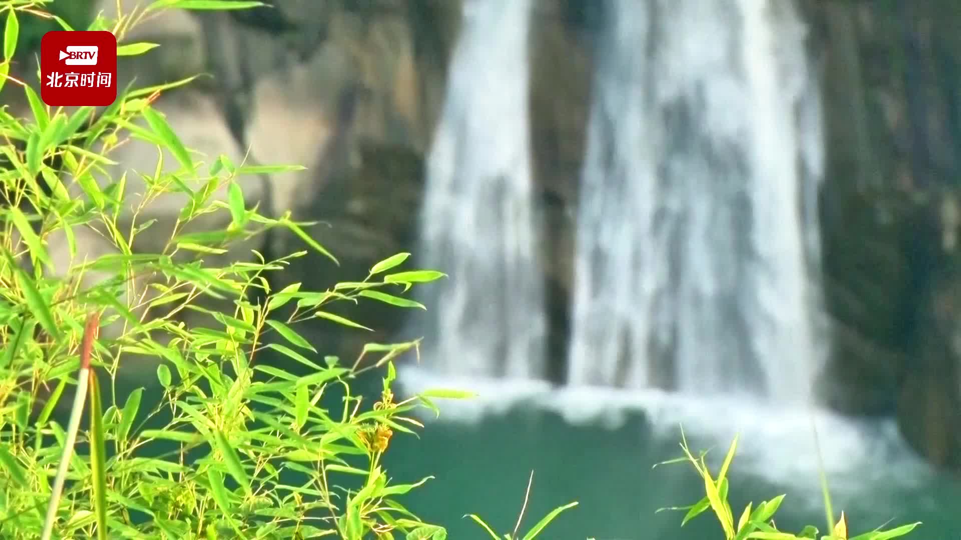 雾漫小东江 人在画中游 在郴州，你能飘飘欲仙