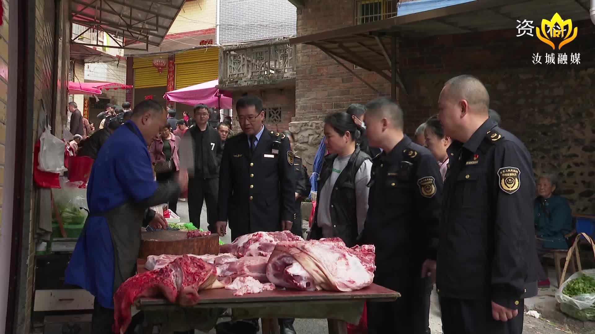 我县集中无害化处理一批不合格生猪产品  保障市民“舌尖上的安全”