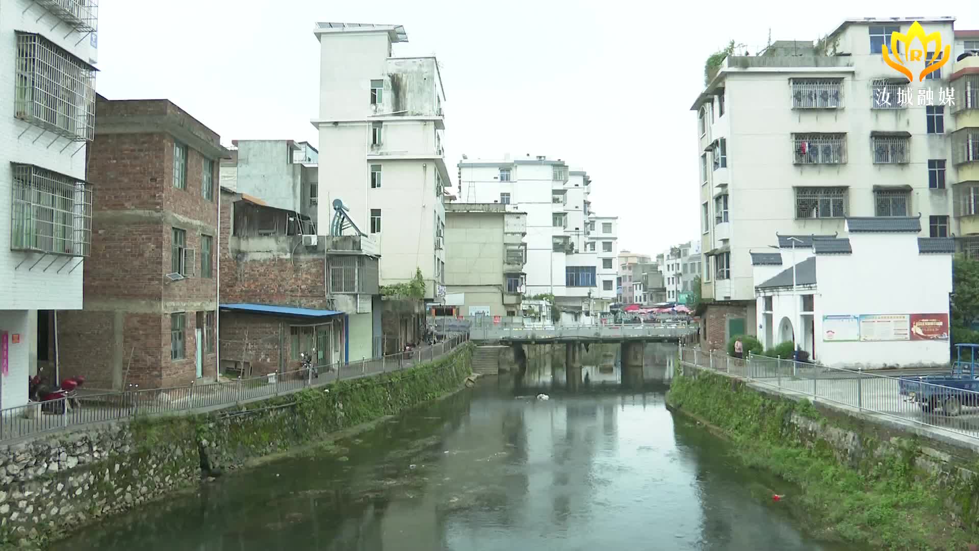 县城老农贸市场南门桥即将拆除重建