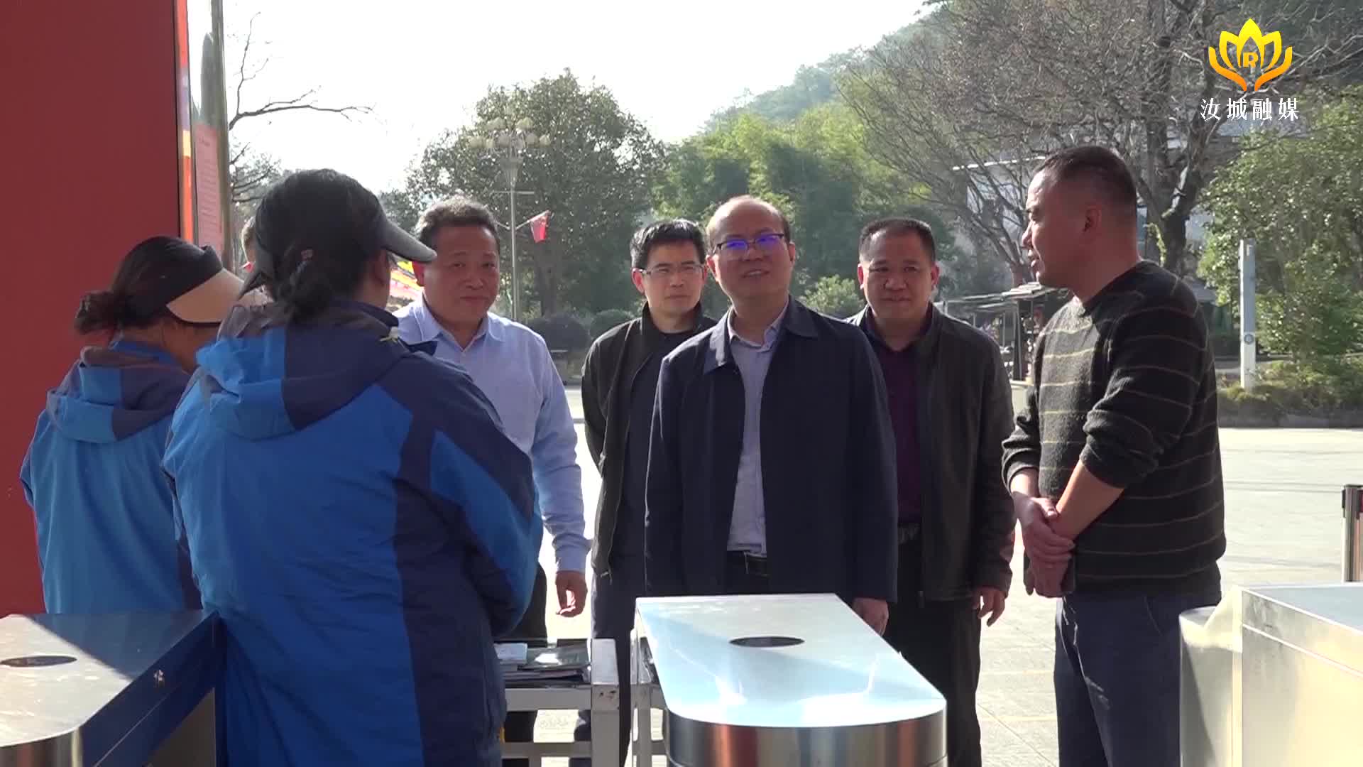 文建军到九龙江国家森林公园调研旅游开发利用、白毛茶产业发展和检查森林防火、安全生产等工作