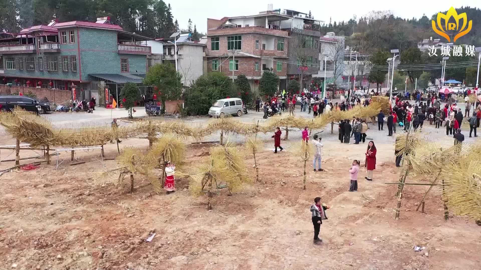 【新春走基层·年的味道】舞动香火龙 红红火火闹新春