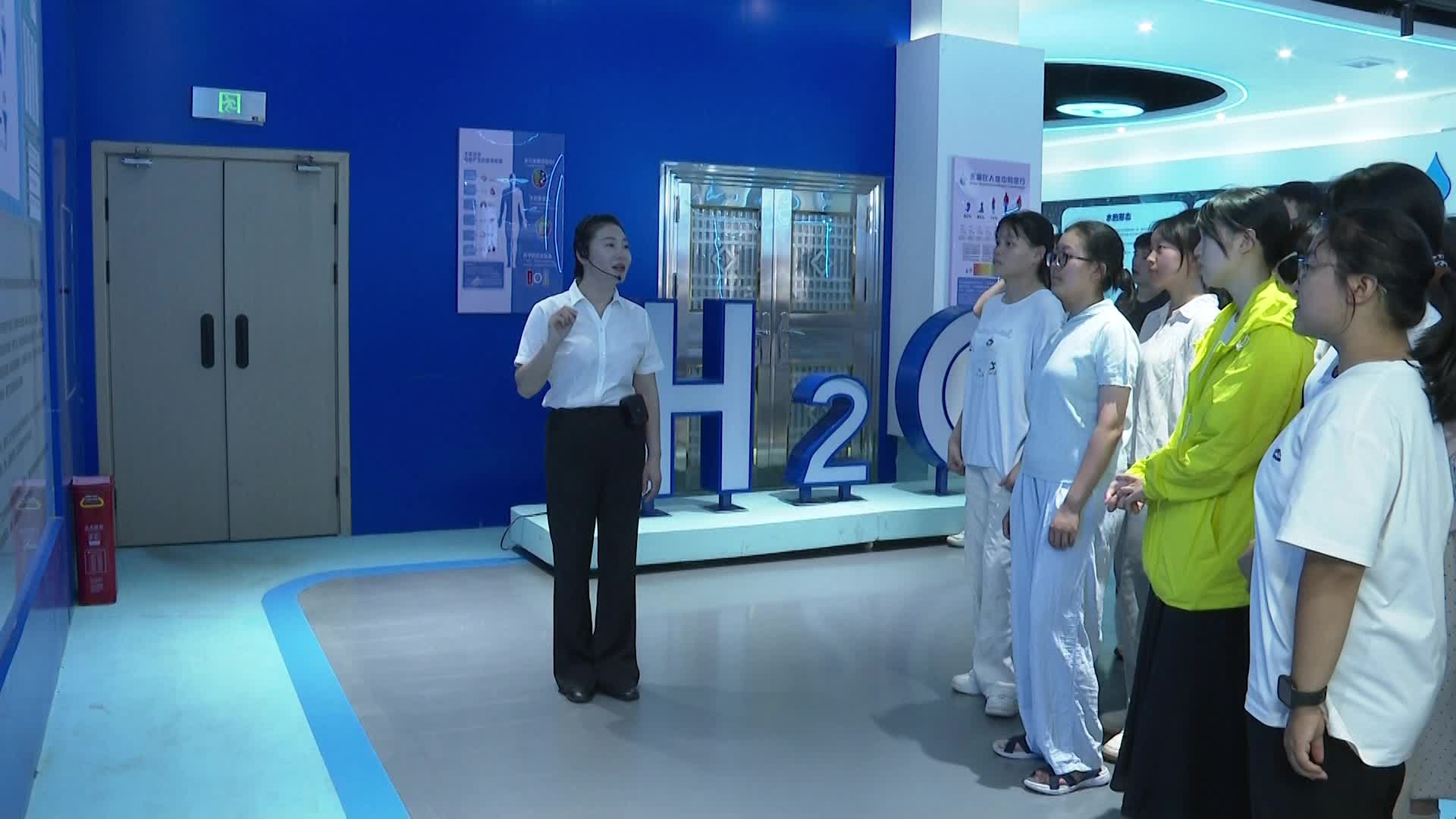 走进供水一线 锚定青春航向