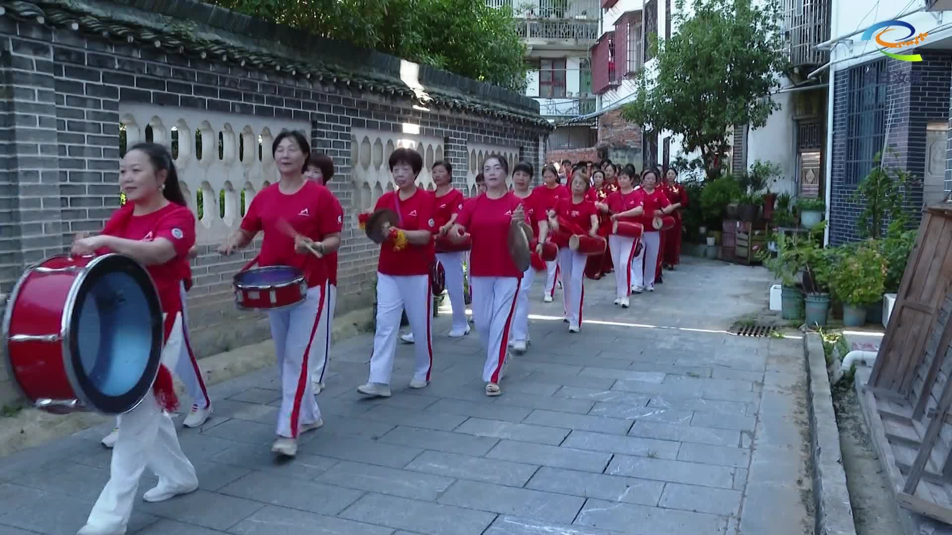 崇文重教传家风 朱氏祠堂表彰优秀学子