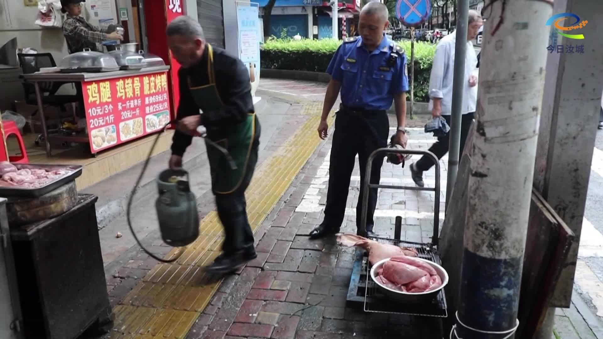 县城管局：整治马路市场 规范摊点经营
