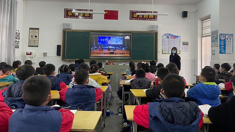 天宫课堂再开讲 汝城学子燃梦想